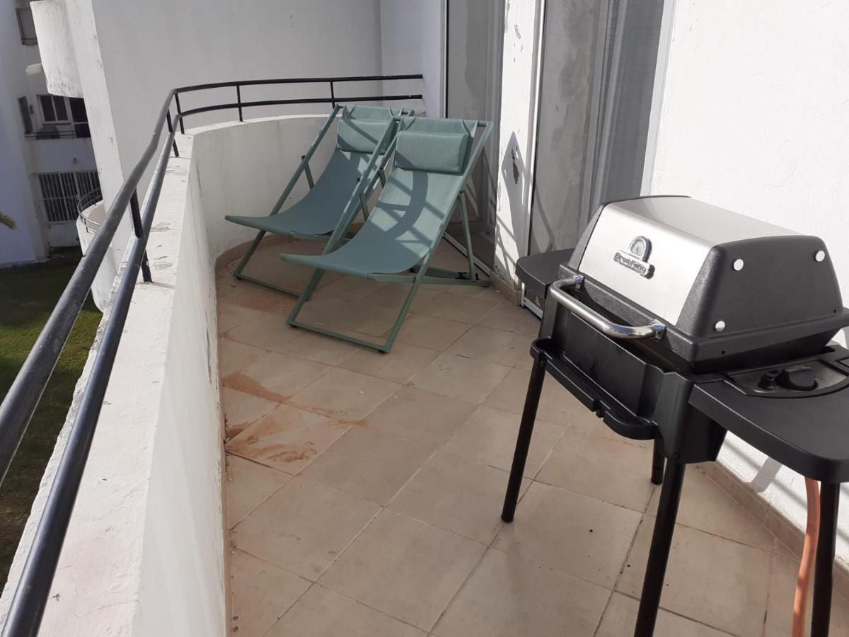 Estepona Golf Apartment ภายนอก รูปภาพ