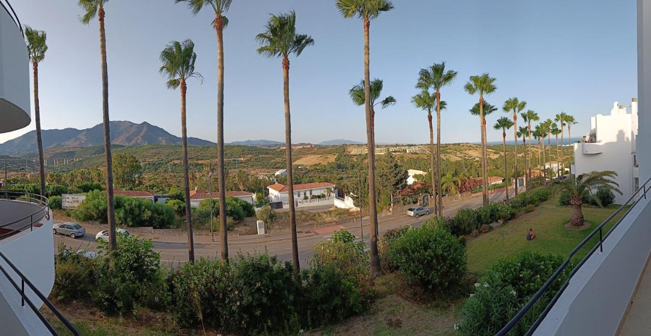 Estepona Golf Apartment ภายนอก รูปภาพ